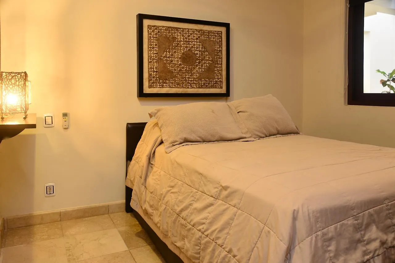 El Faro Condos By Rentals Your Way Playa del Carmen 0*,