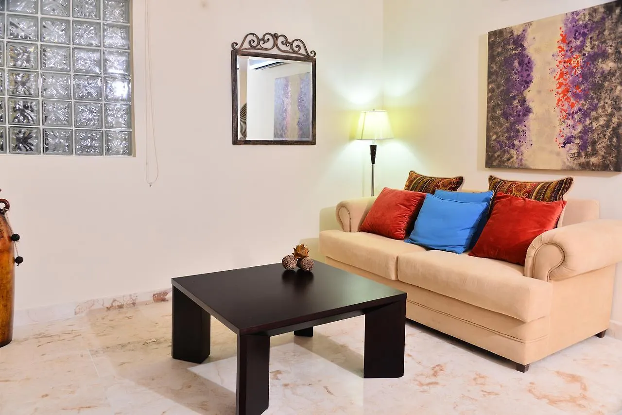 El Faro Condos By Rentals Your Way Playa del Carmen 0*,  Messico