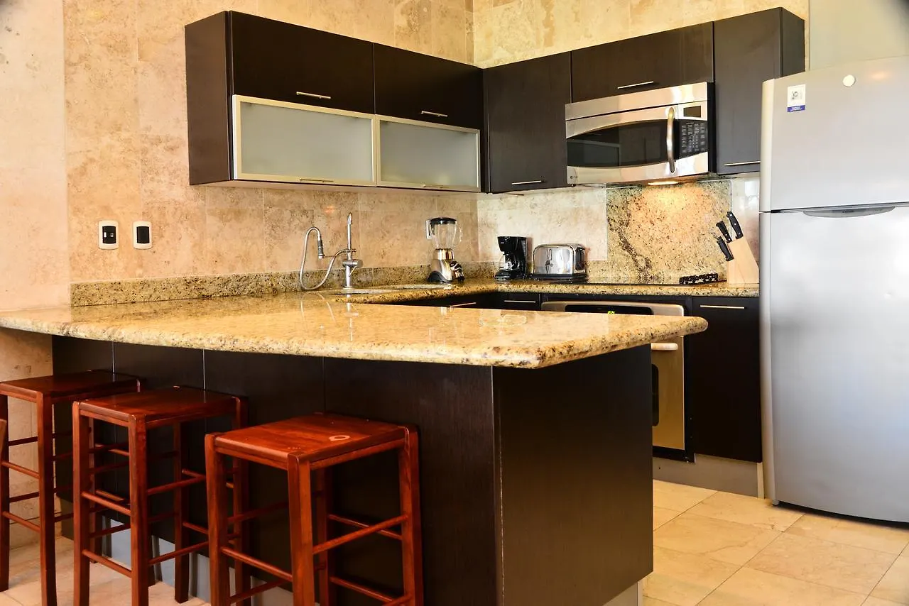 El Faro Condos By Rentals Your Way Playa del Carmen
