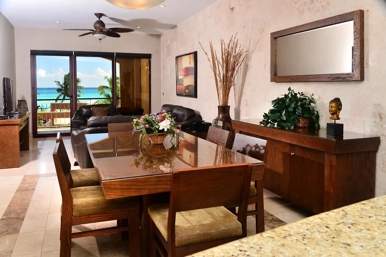 El Faro Condos By Rentals Your Way Playa del Carmen