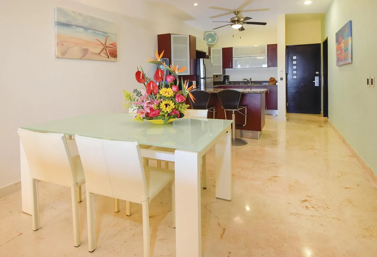 El Faro Condos By Rentals Your Way Playa del Carmen Aparthotel