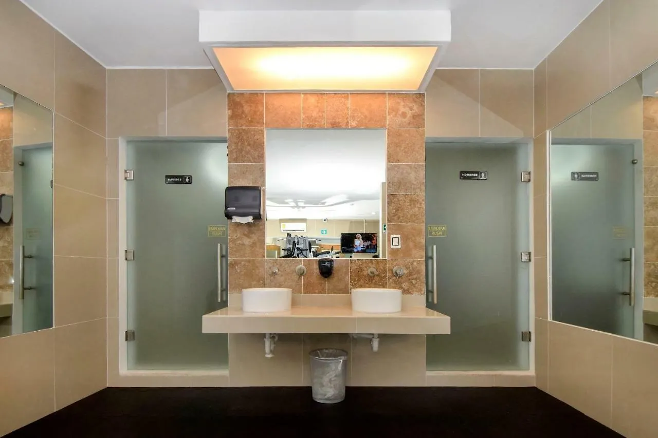 El Faro Condos By Rentals Your Way Playa del Carmen